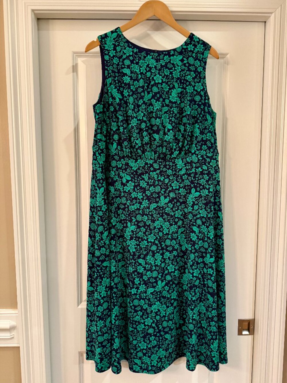 London Times Woman Dress Size 16W Blue Green Floral Pattern